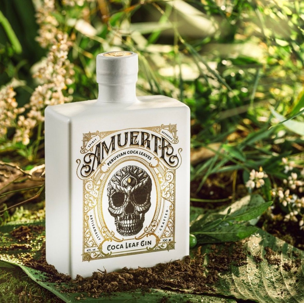 [001070] Amuerte Coca Leaf Gin White Edition Box Glazen 43° 70cl